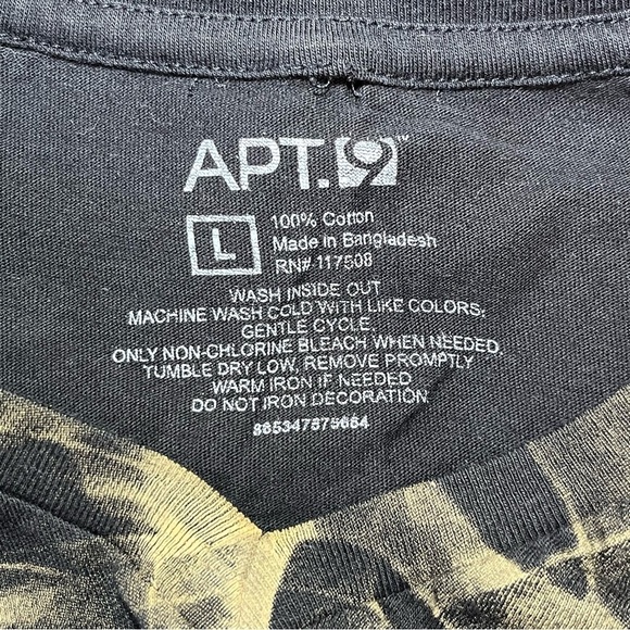 APT. 9 T Shirt Mens Large Black Graphic Print V Neck - Picture 4 of 7